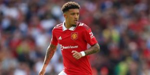 Manchester United hiện đang đối mặt nhiều thách thức trong việc xây dựng một đội hình mạnh mẽ